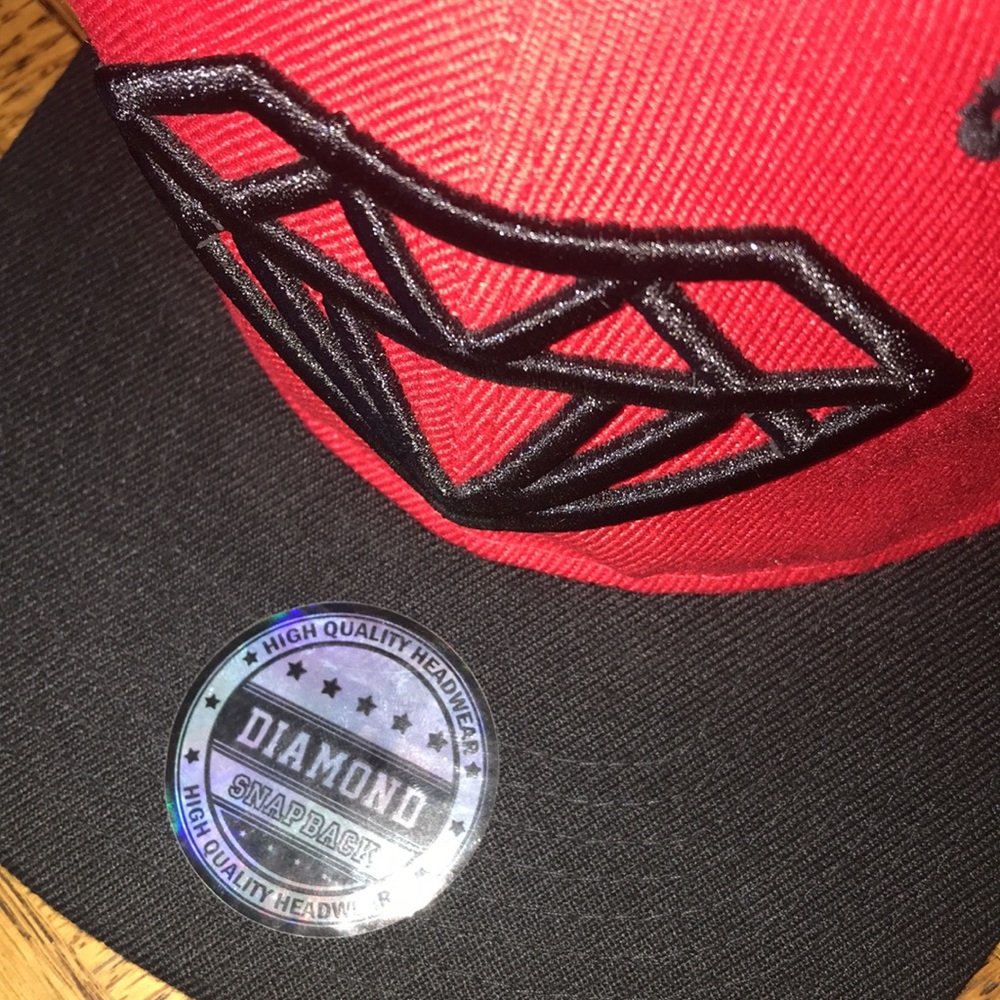 Diamond Snapback By Headlines - image 2